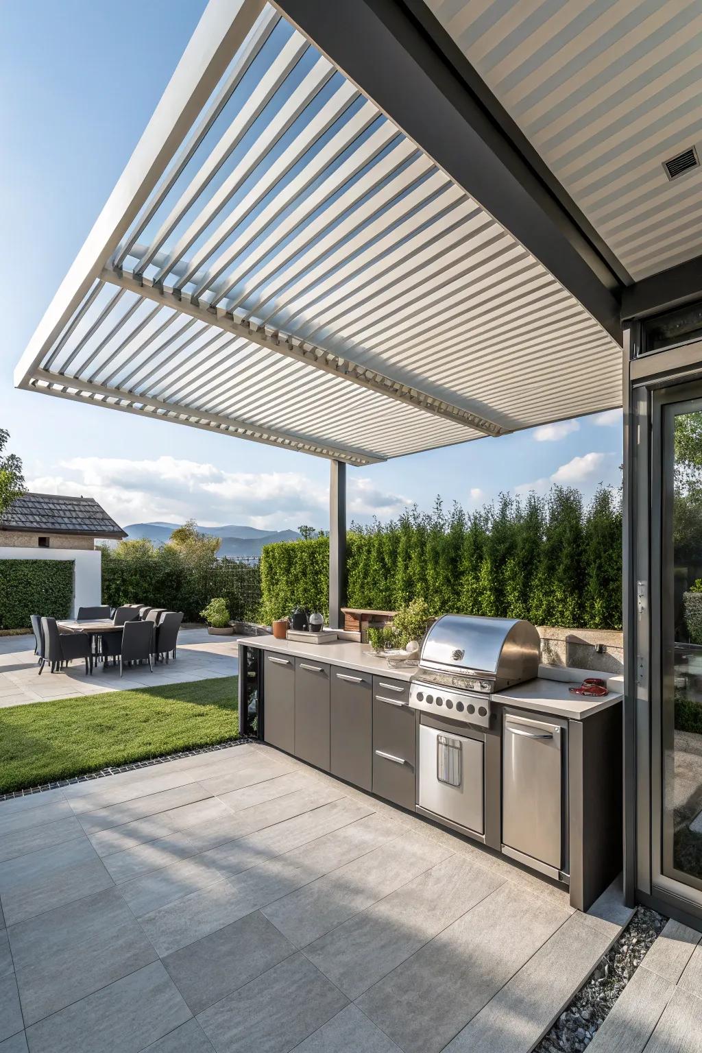 A louvered roof provides adjustable shelter and airflow for your kitchen.