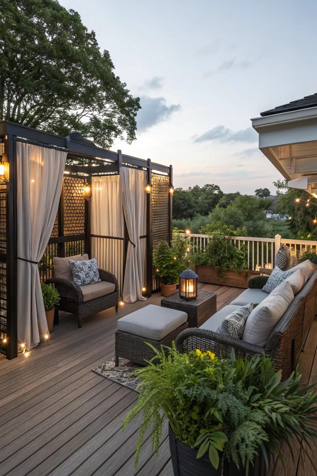 Privacy screens that offer seclusion and transform a deck into a peaceful retreat.