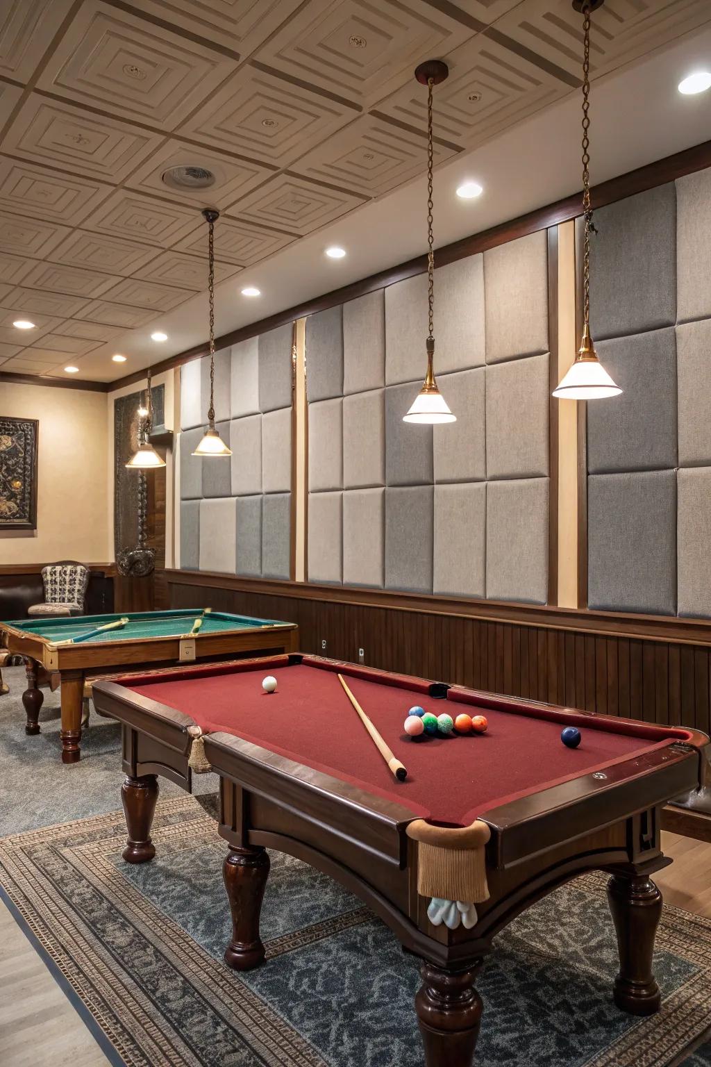 Acoustic panels optimizing sound quality in a billiard room.