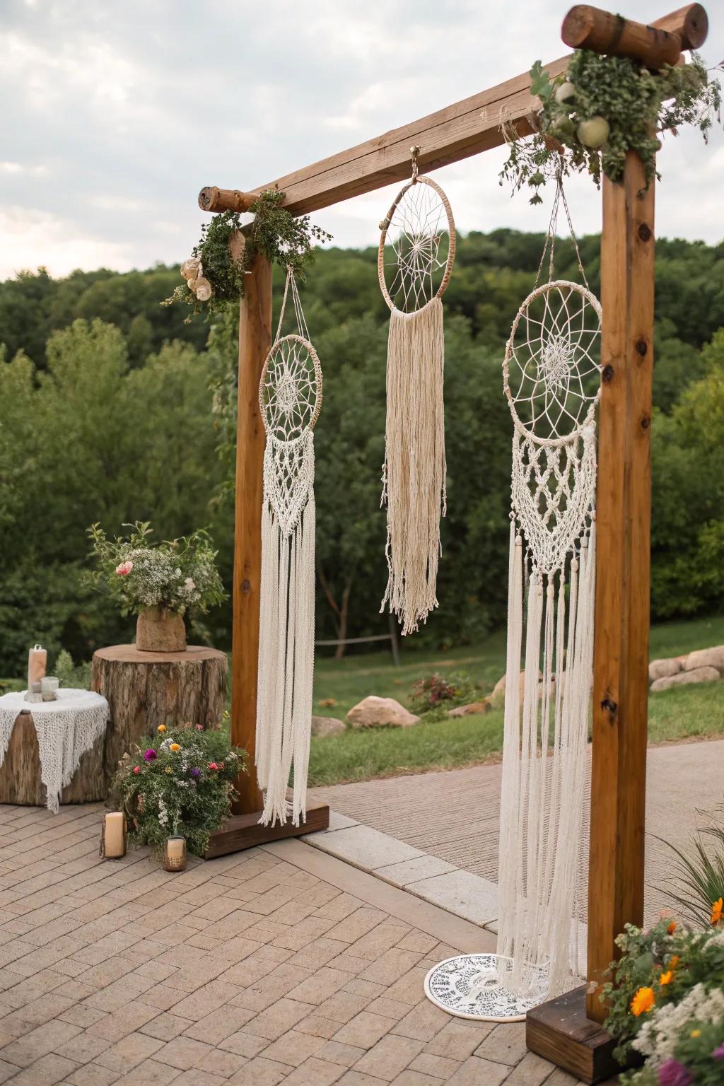 Bohemian elements like macramé add a free-spirited vibe.